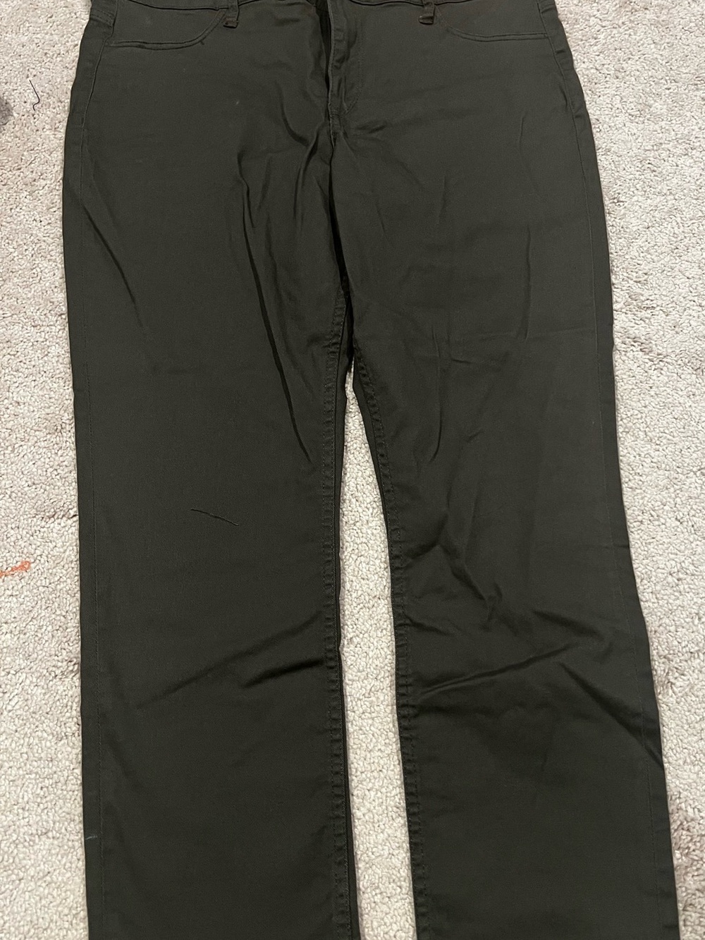 Straight-Leg Pants in Olive Green — Women's Classic Fit
